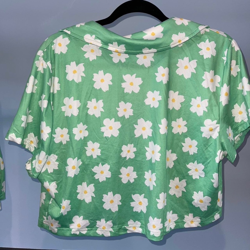 Shein 2 Piece Set - Picture 3 of 7